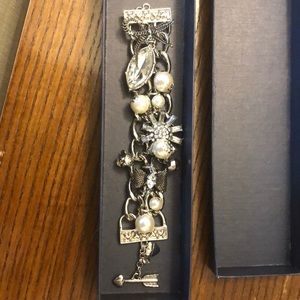 BETSEY JOHNSON Bracelet